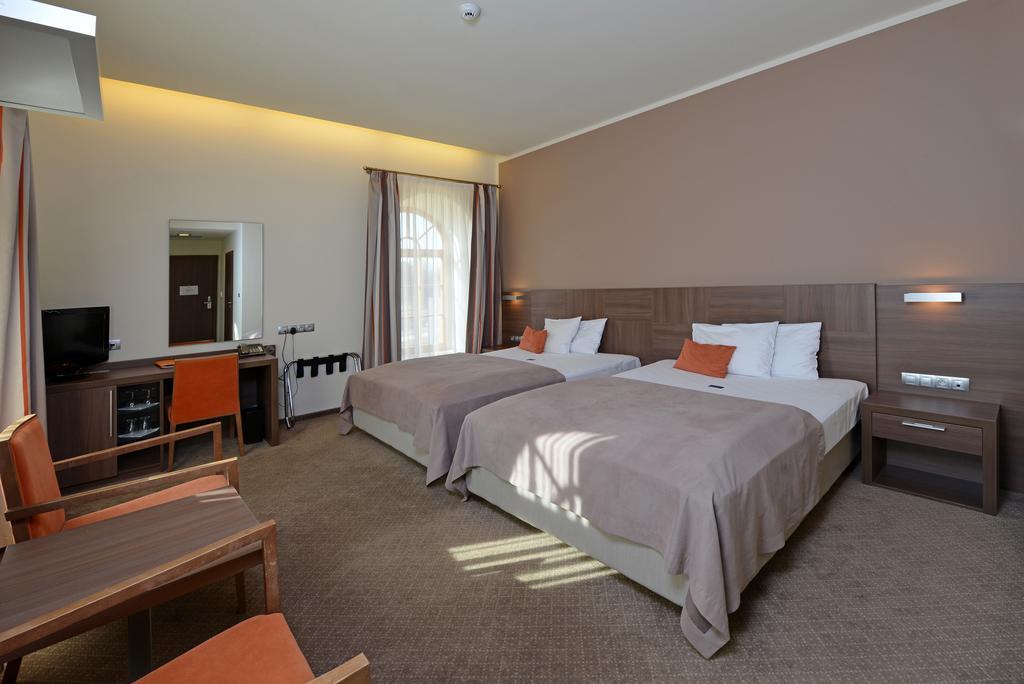 Hotel Budweis Luaran gambar